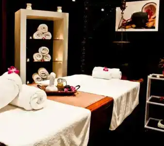 Ramada & Suites by Wyndham Ajman - 69