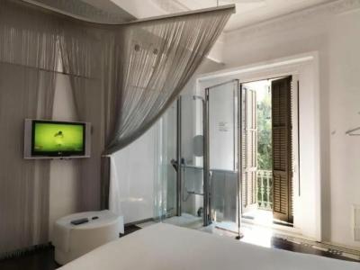 Chic & Basic Born Boutique - 36