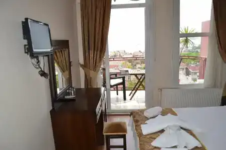 Tulip House - 25