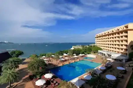 Dusit Thani Pattaya - SHA Extra Plus