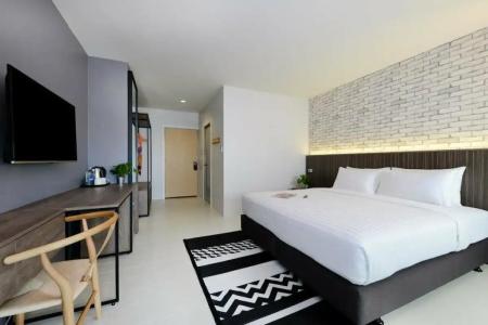 Ruenthip Pattaya - 55