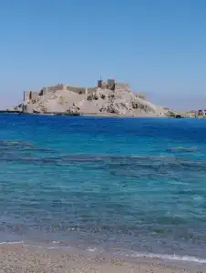 Tamra Beach Resort - 8