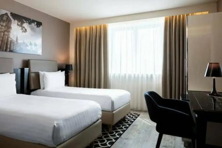 AC Paris Porte Maillot by Marriott