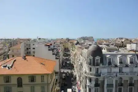 Holiday Inn Nice, an IHG - 17