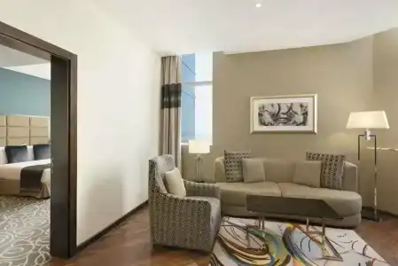 Ramada by Wyndham Abu Dhabi Corniche - 23