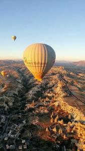 Sarnich Cave Suites - 30