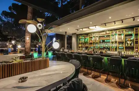 Unique Life Style - 23