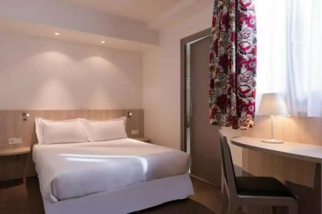 Hôtel Jardin de Cluny - 71