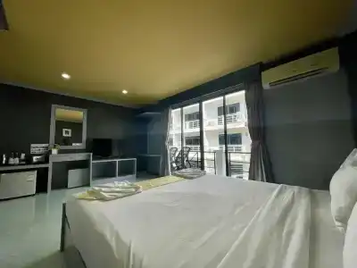 The Little Moon Residence - 1