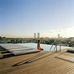 Grand Central, Small Luxurys - 7