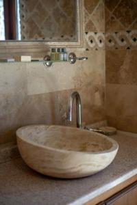 Peace Stone House - 41