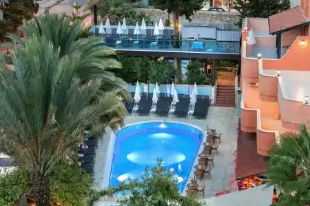 May Flower Apart - 69