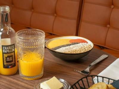 Le Splendid Lac D'Annecy - Handwritten Collection - 60