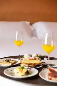 DoubleTree by Hilton Dubai M Square & Residences - 79