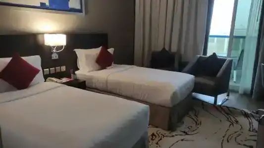 Ramada by Wyndham Dubai Barsha Heights - 11