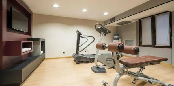 Ilunion Almirante - 60