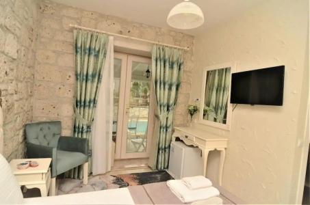 Alacati Eldoris Butik - 21