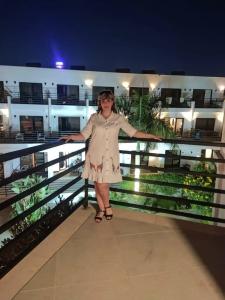 La Rosa Waves Beach - Couple & Families Only - 45