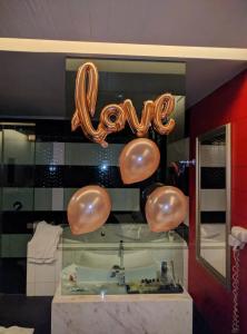 Long Beach Garden & Pavilions - 92