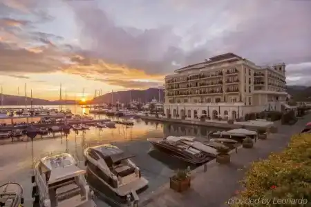 Regent Porto Montenegro - 16