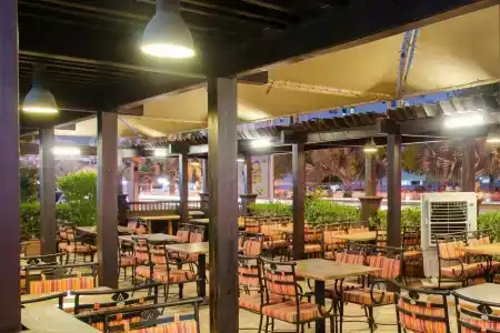 Avenue Dubai - 43