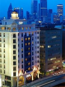 DoubleTree by Hilton Istanbul Esentepe - 0