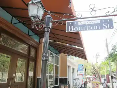 Bourbon St. Boutique - 3