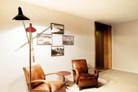 Square Nine Belgrade-The Leadings of The World - 72