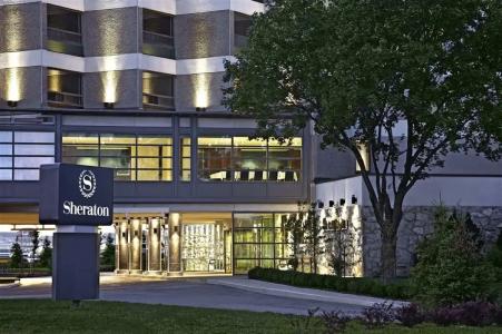 Sheraton Montreal Airport