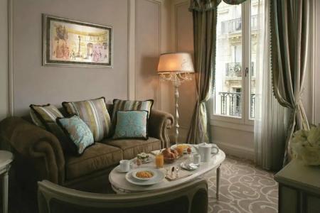 Hôtel Balzac - 83