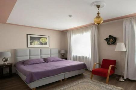 St. Peter's Boutique - 76