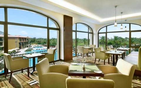 Hilton Alexandria Corniche - 82