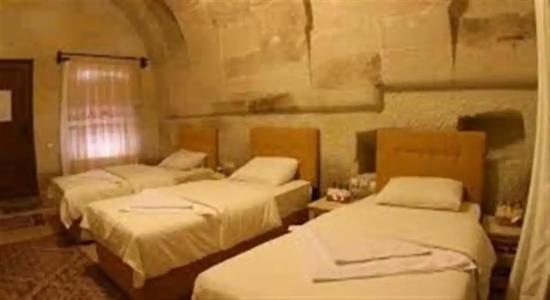 Falcon Cave Suites - 41