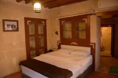 Zeynep Hanim Konagi - 69