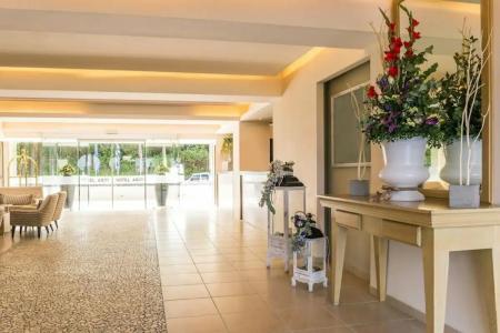 Ariti Grand - 23