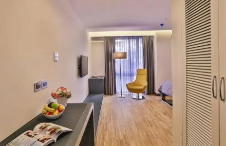 Business Life Boutique & Spa - 17