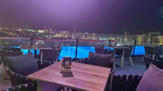 Aloft Al Mina, Dubai - 24
