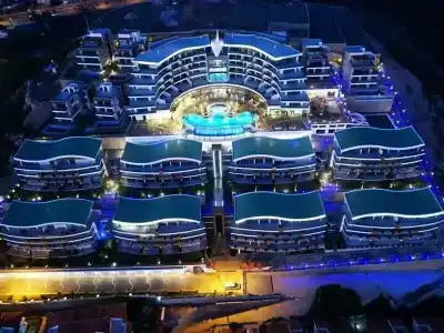 Elite Luxury Suite & Spa - 4