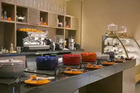 MENA Plaza Albarsha At The Mall - 48