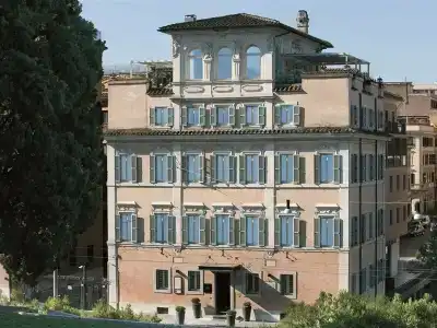 Palazzo Manfredi - Small Luxurys of the World - 2