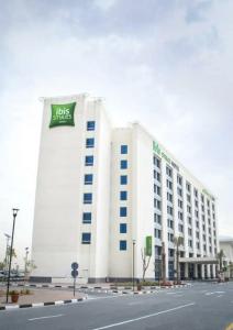 ibis Styles Dragon Mart Dubai - 37