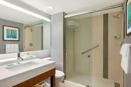 Hyatt Place Virginia Beach Town Center - 53