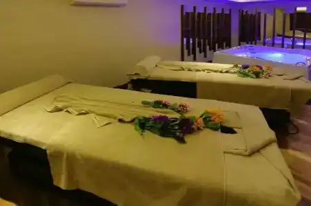 Royal Stay Palace - 13