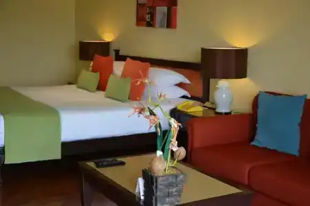 Sir James Resort