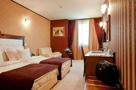Best Western Plus Bristol - 74