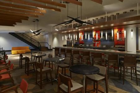 Courtyard by Marriott Lake George - 17