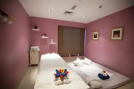 Four Points by Sheraton Downtown Dubai - 28