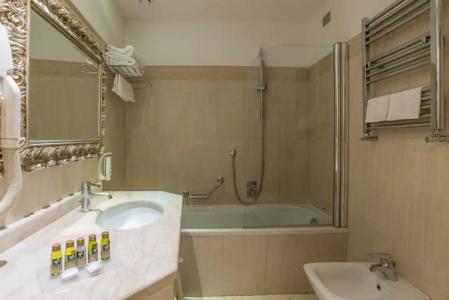 Atlantic Palace - 83