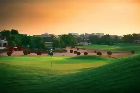 Address Montgomerie - 17