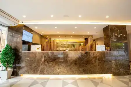 Spittze Pratunam - 6